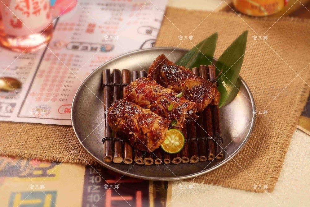 黑胡椒牛排.jpg